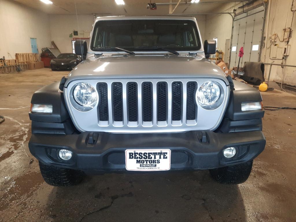 Used 2020 Jeep Wrangler Unlimited Sport S with VIN 1C4HJXDN0LW257577 for sale in Carrington, ND