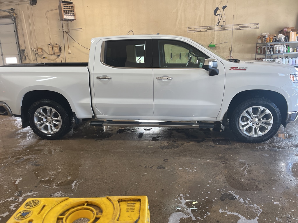 2023 Chevrolet Silverado 1500 LTZ - Photo 8
