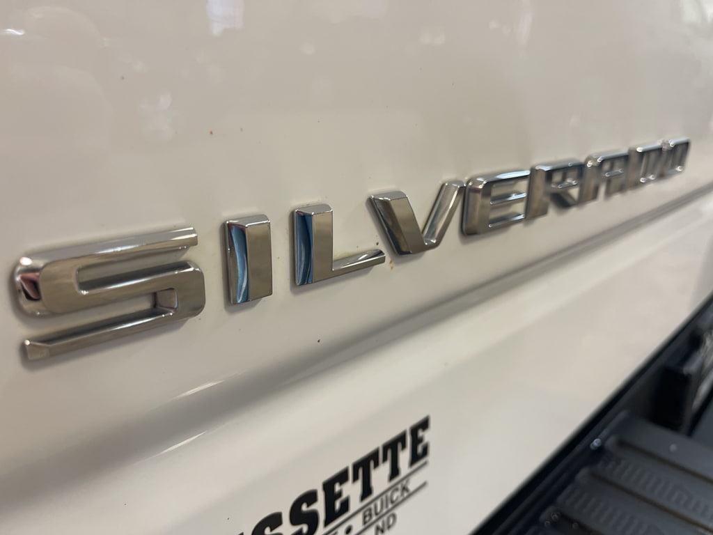 2023 Chevrolet Silverado 1500 LTZ - Photo 25