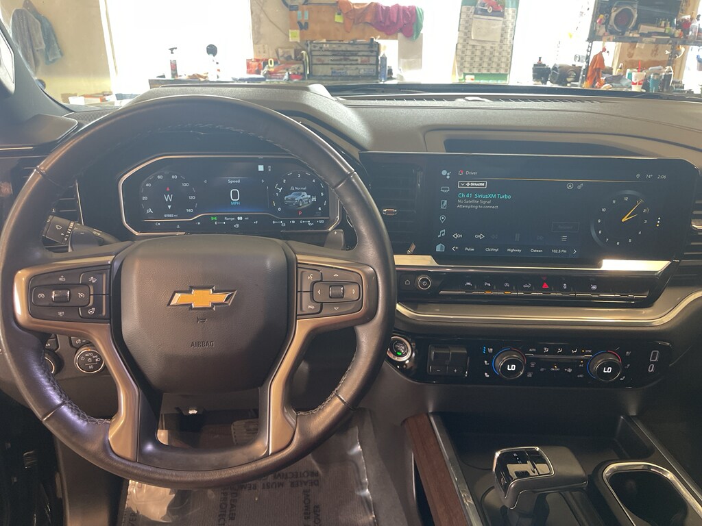 2023 Chevrolet Silverado 1500 High Country - Photo 11