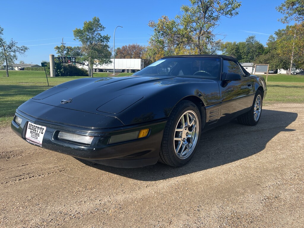 1994 Chevrolet Corvette Base photo 3