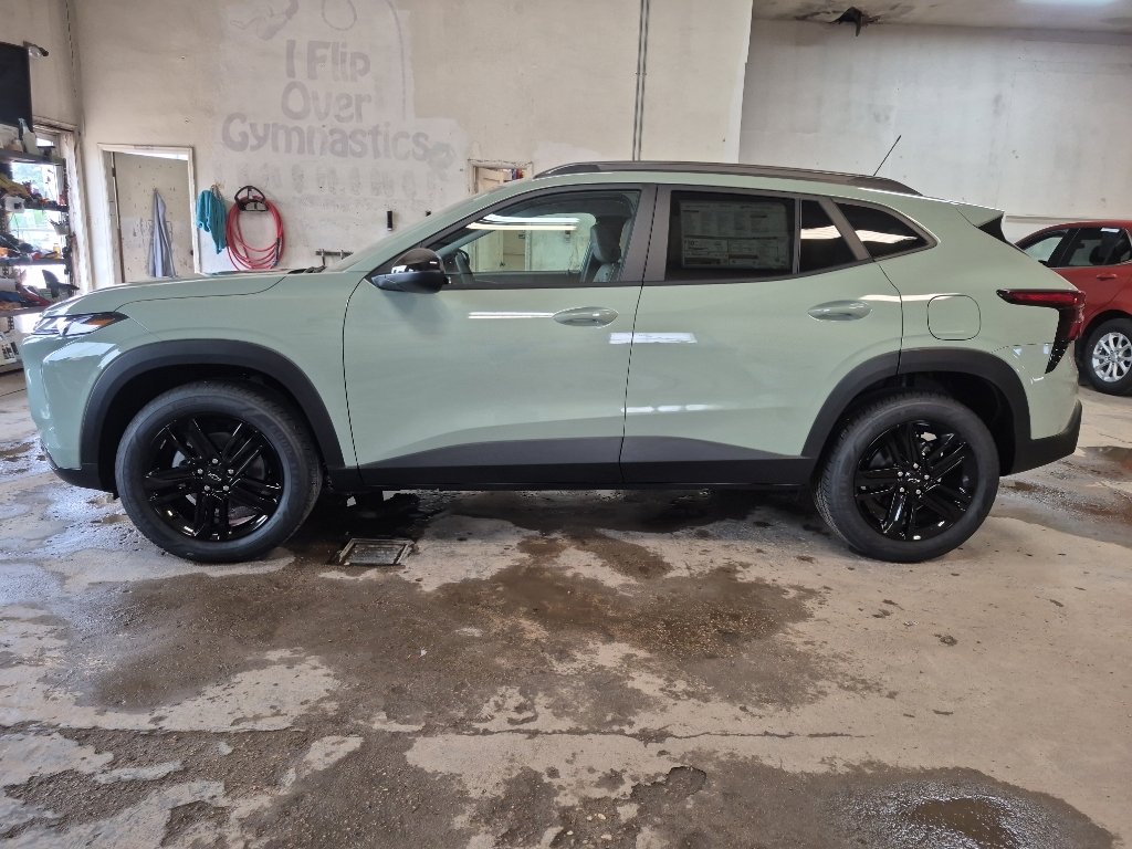 2026 Chevrolet Trax Activ - Photo 4