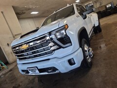 2026 Chevrolet Silverado 3500 HD High Country DRW Truck