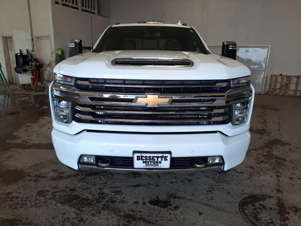 Used 2022 Chevrolet Silverado 3500HD High Country with VIN 1GC4YVEY1NF153660 for sale in Carrington, ND