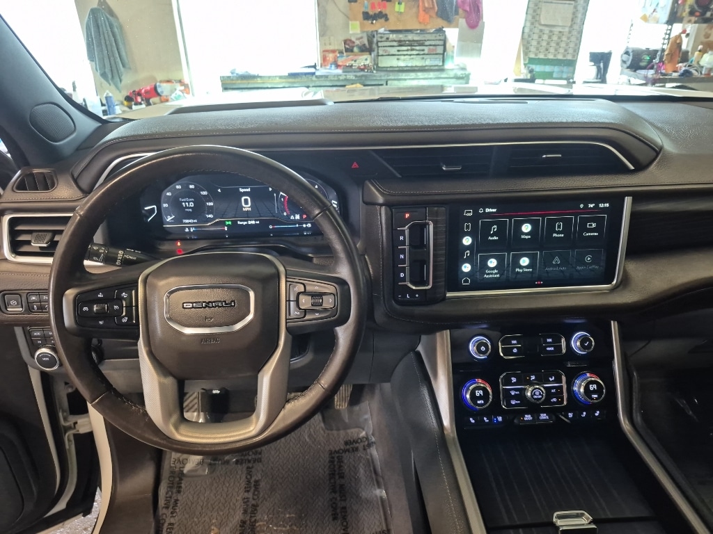 2022 GMC Yukon Denali - Photo 17