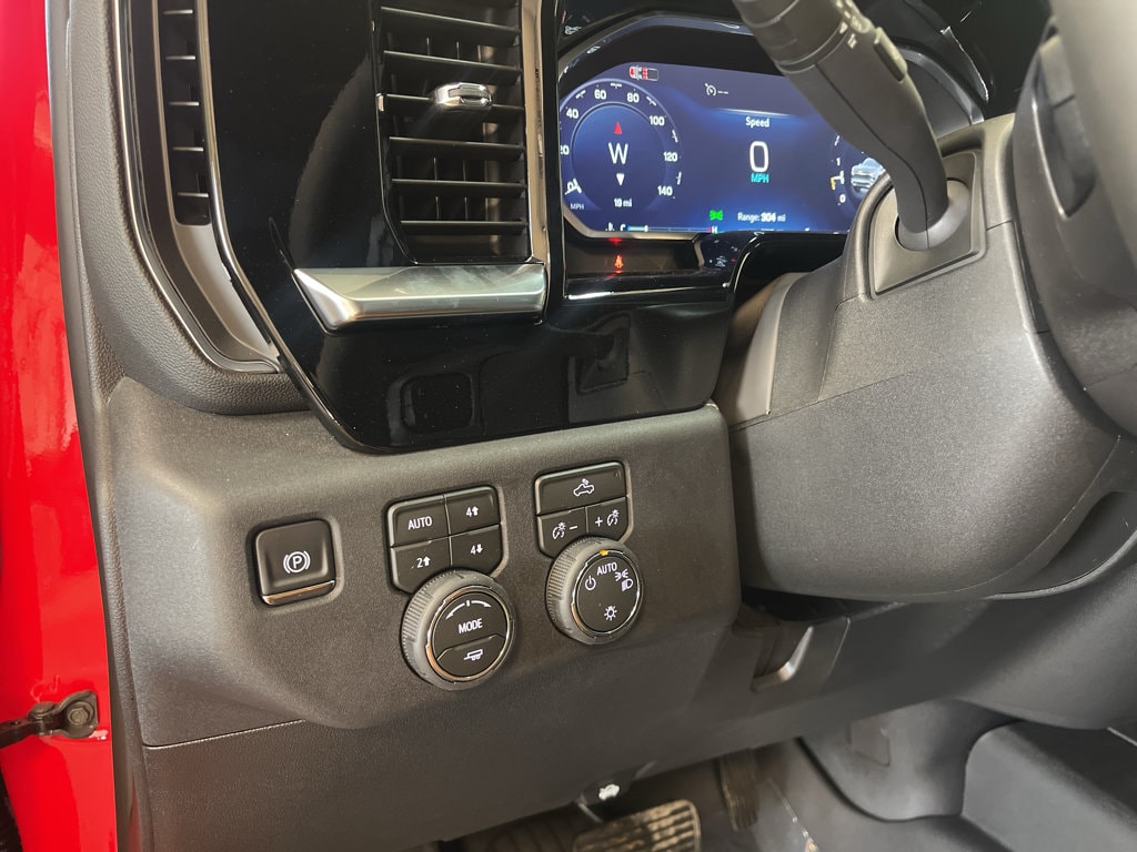 2026 Chevrolet Silverado 1500 LT - Photo 15