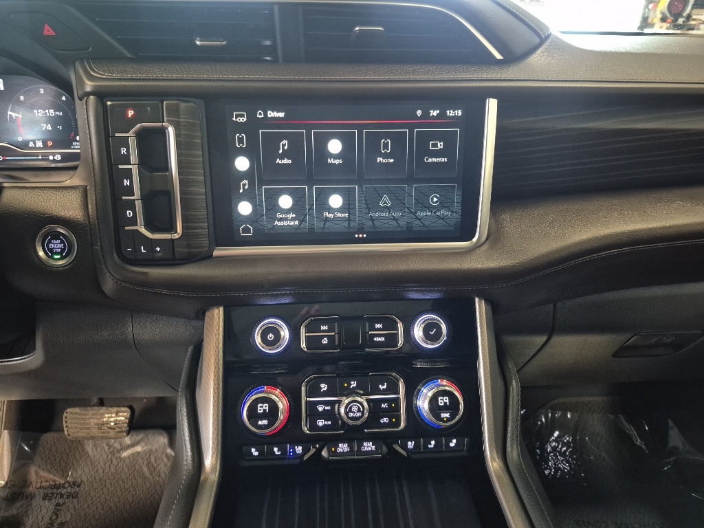 2022 GMC Yukon Denali - Photo 19