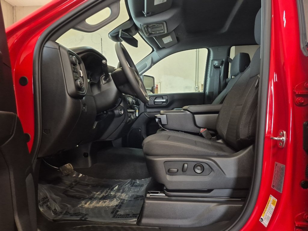 2026 Chevrolet Silverado 2500 HD Custom - Photo 13
