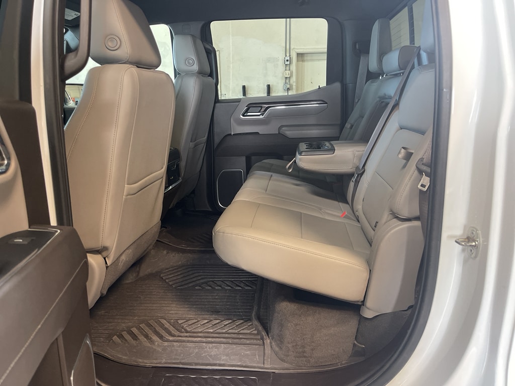 2023 Chevrolet Silverado 1500 LTZ - Photo 23