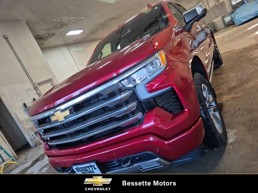 2025 Chevrolet Silverado 1500 Crew Cab 