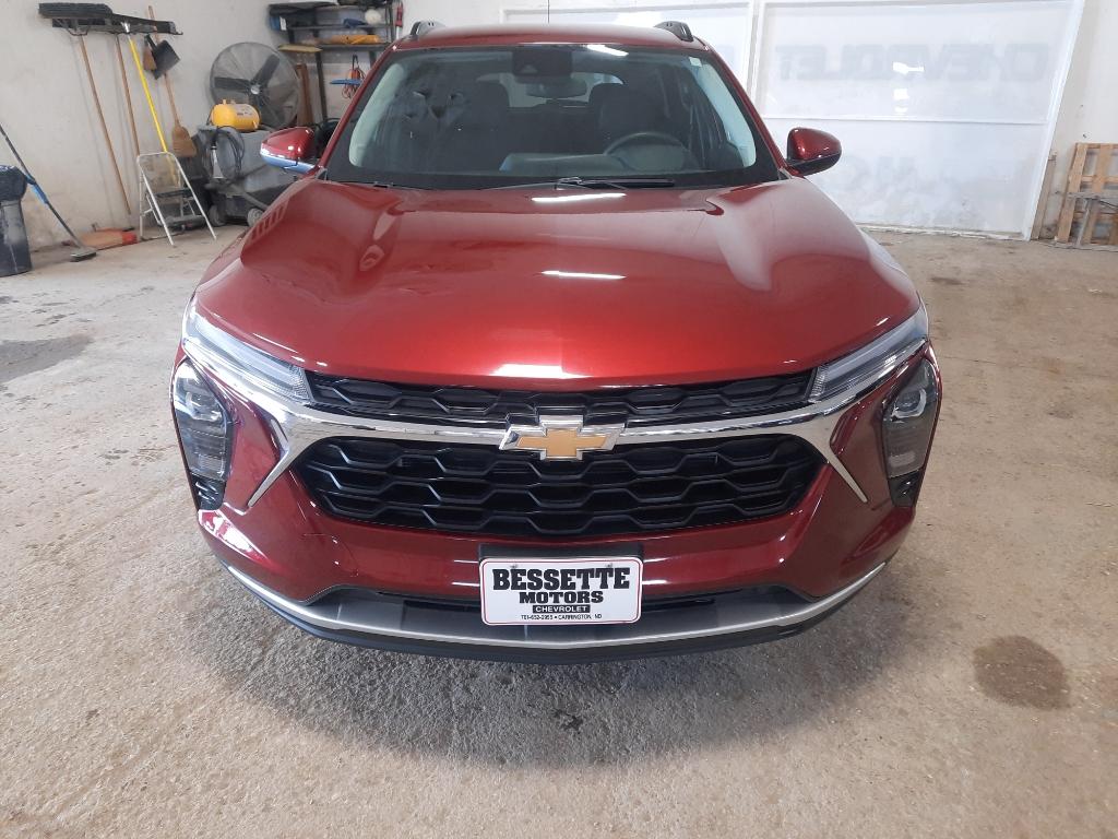Used 2025 Chevrolet Trax LT with VIN KL77LHEP7SC013028 for sale in Carrington, ND