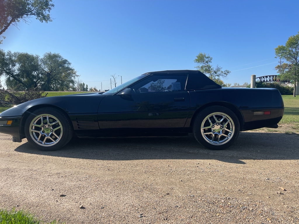 1994 Chevrolet Corvette Base photo 4