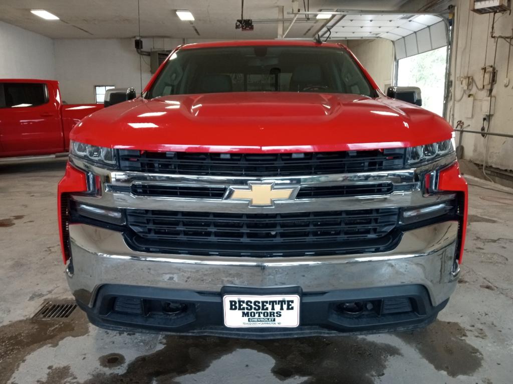 Used 2021 Chevrolet Silverado 1500 LT with VIN 3GCUYDET5MG178198 for sale in Carrington, ND