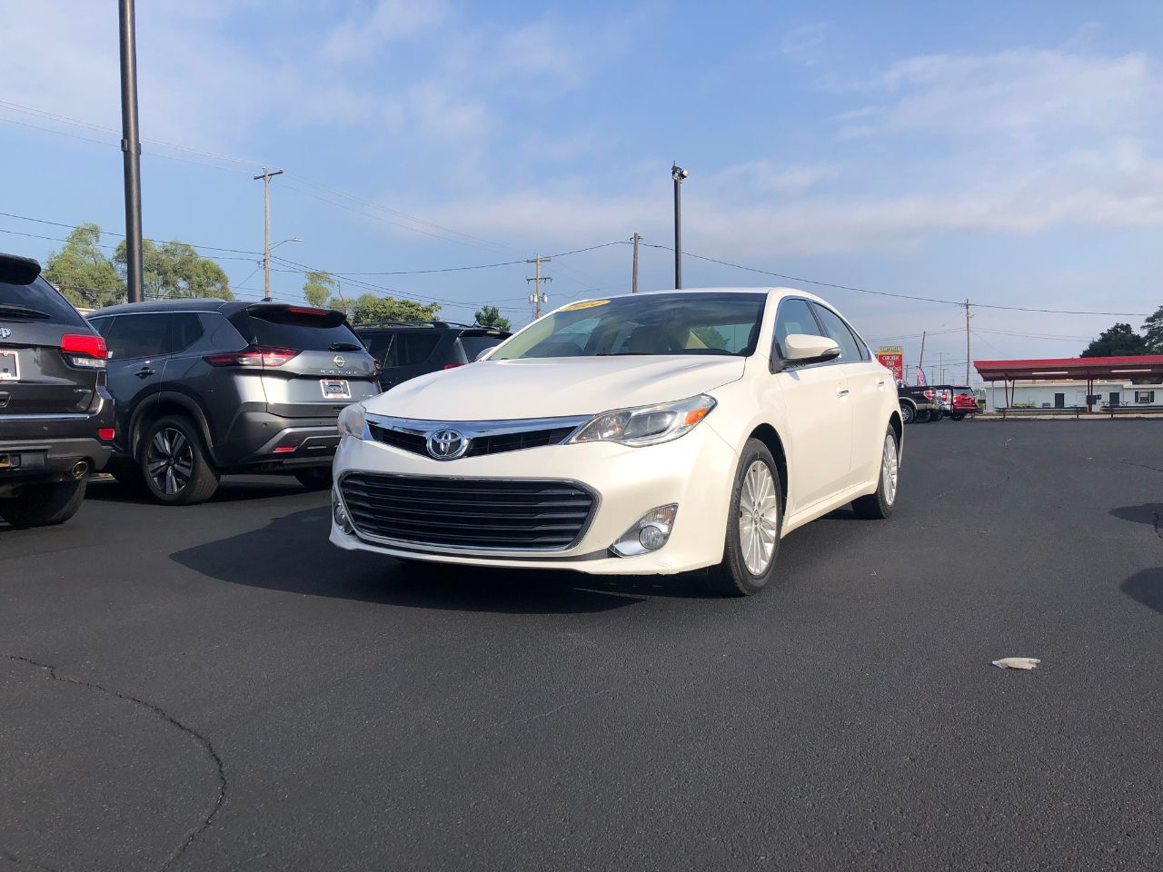 2014 Toyota Avalon XLE Touring photo 3