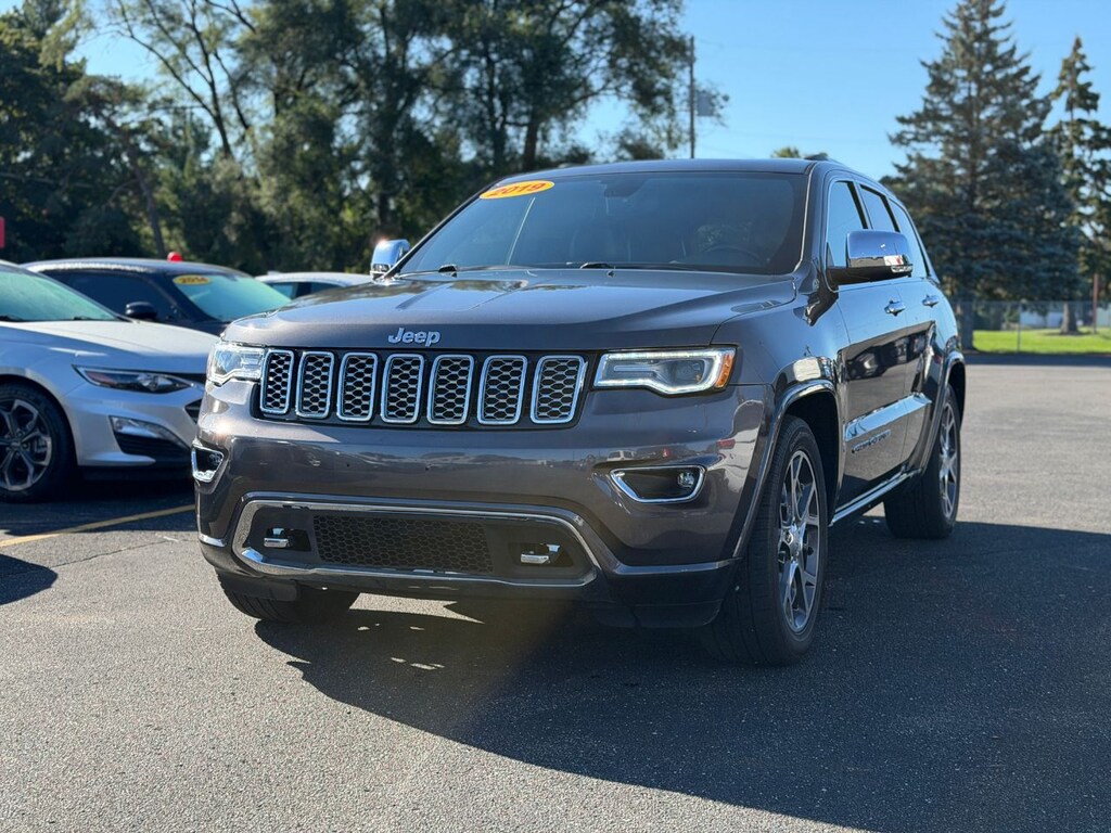 Used 2019 Jeep Grand Cherokee Overland SUV