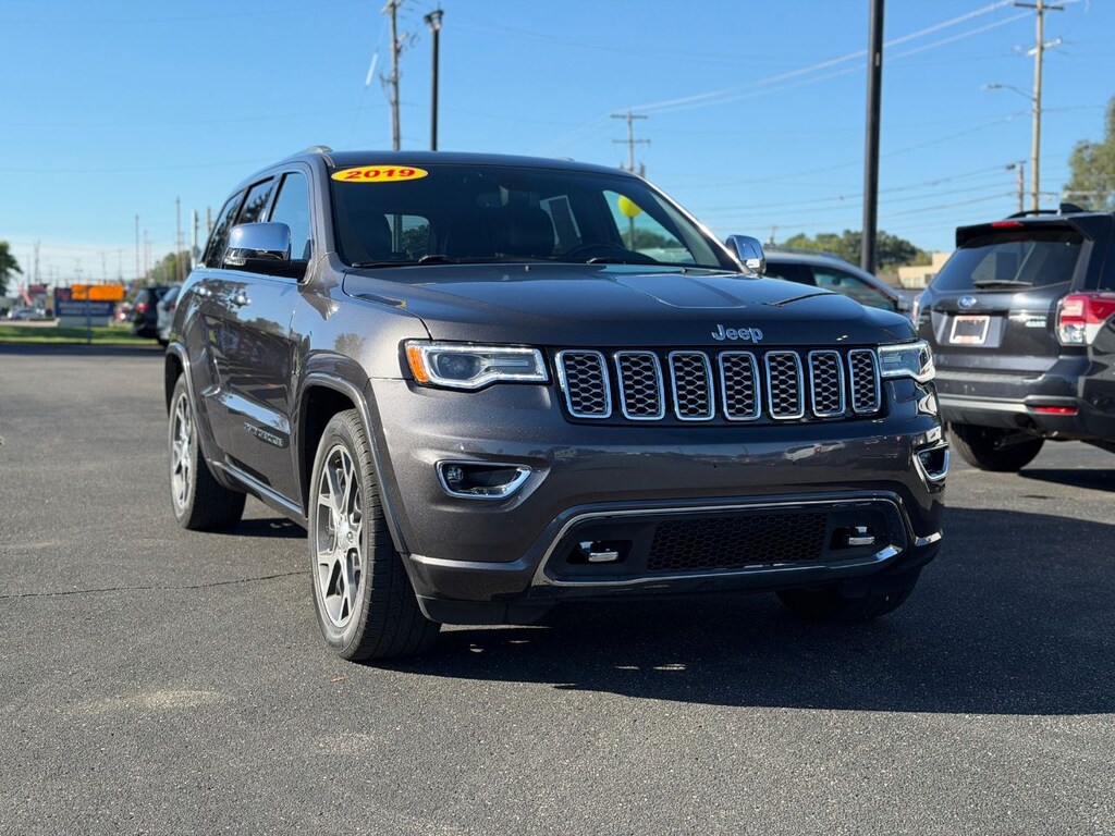 Used 2019 Jeep Grand Cherokee Overland SUV