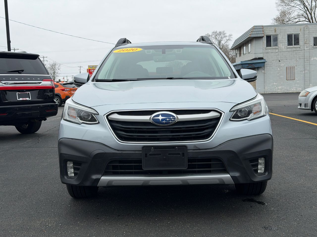 View vehicle photo 2