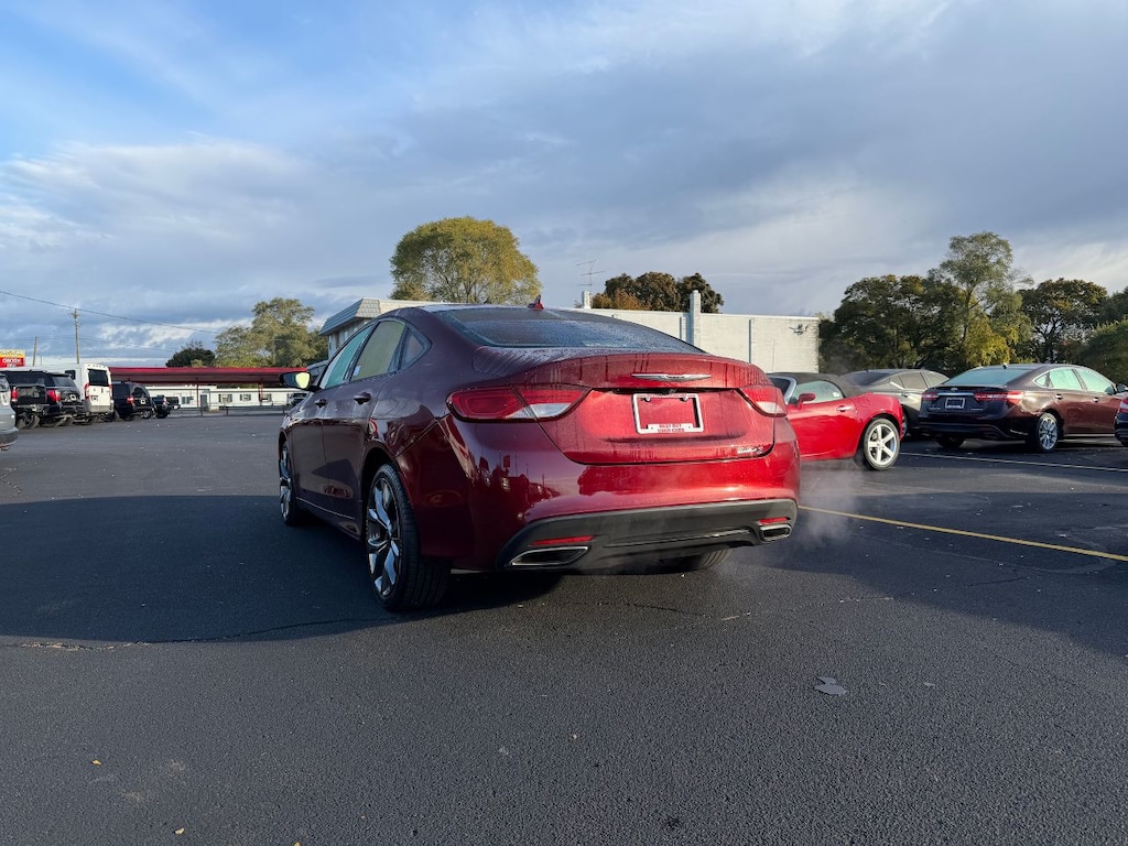 Used 2015 Chrysler 200 S Sedan