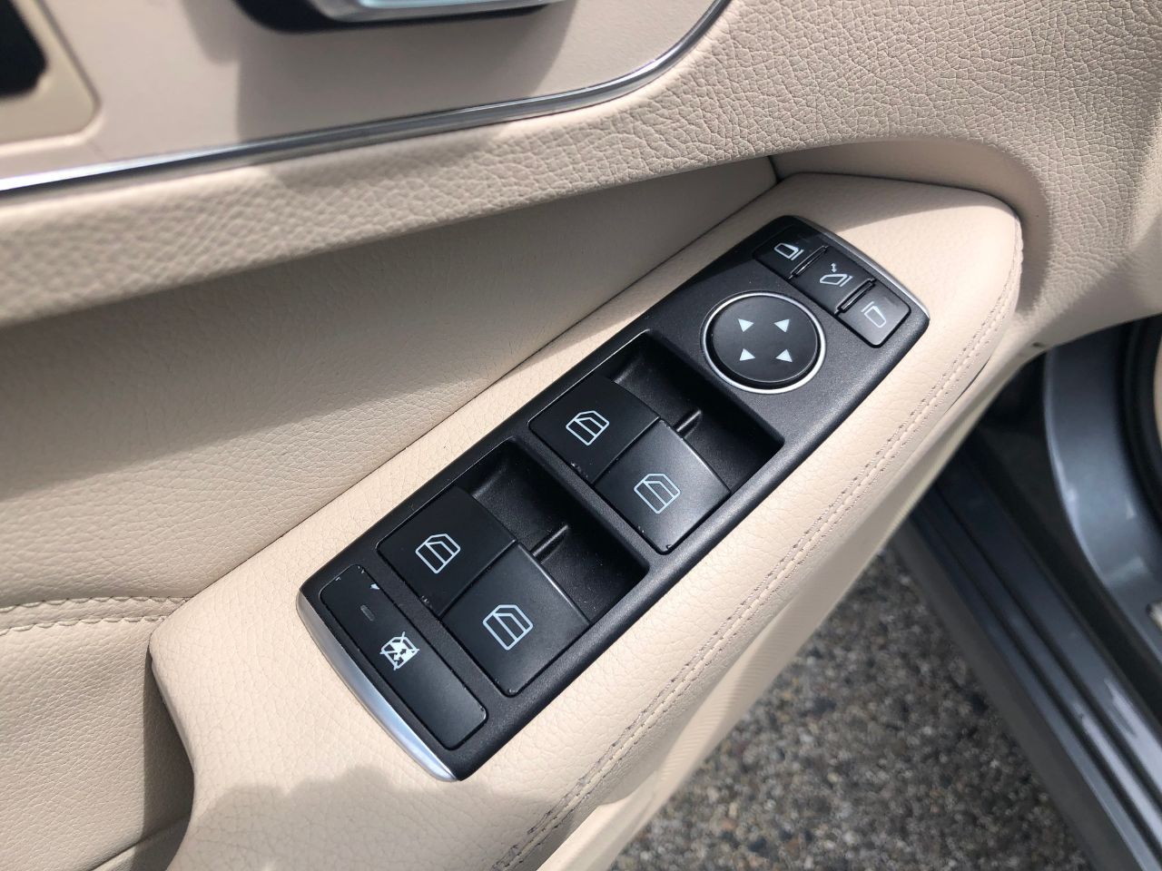 2016 Mercedes-Benz E-Class E350 - Photo 11