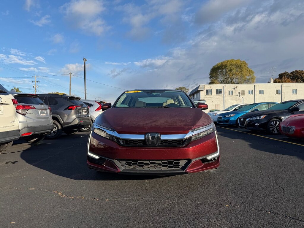 Used 2018 Honda Clarity Plug-In Hybrid Touring Sedan