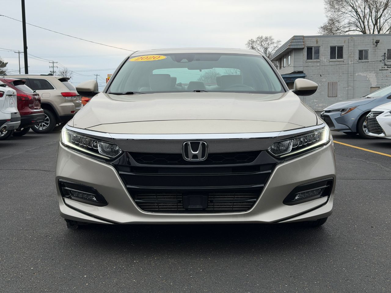 View vehicle photo 2