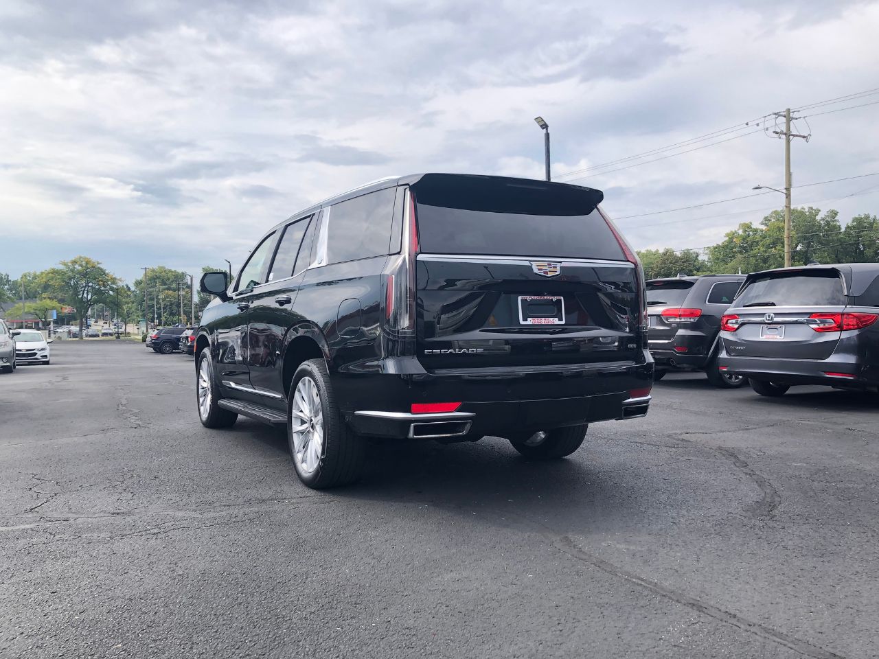 2021 Cadillac Escalade Luxury photo 4