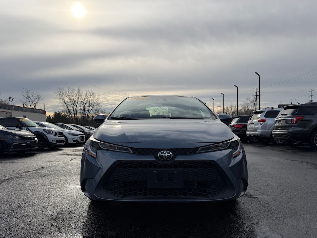 Used 2022 Toyota Corolla LE Sedan