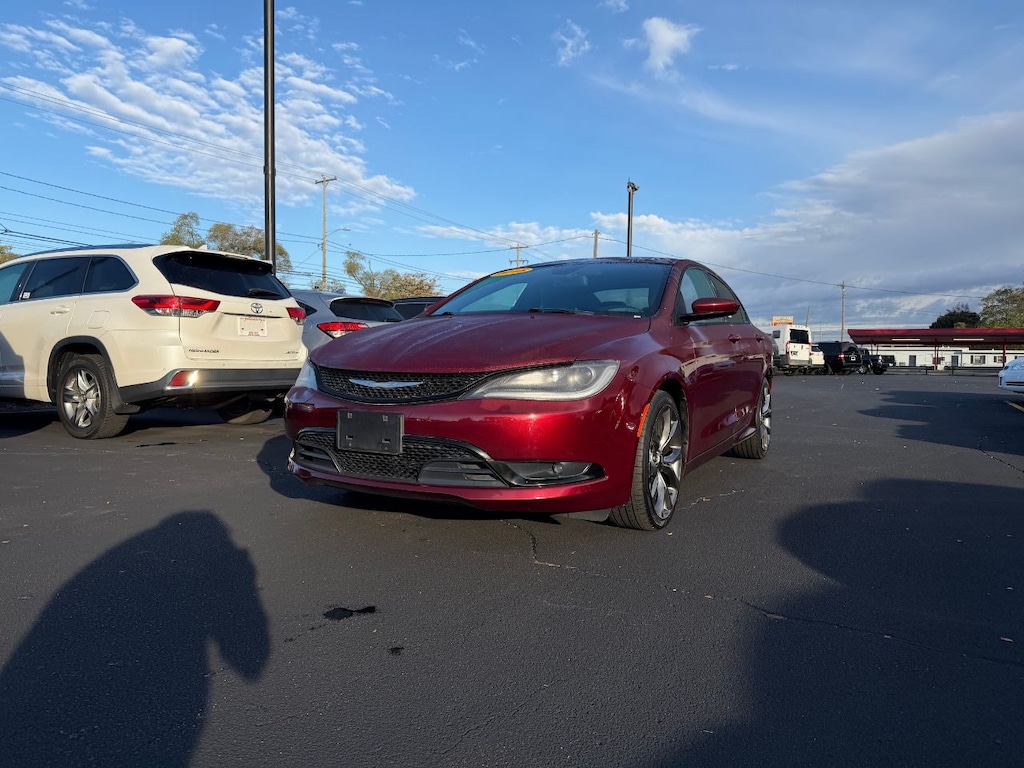 Used 2015 Chrysler 200 S Sedan