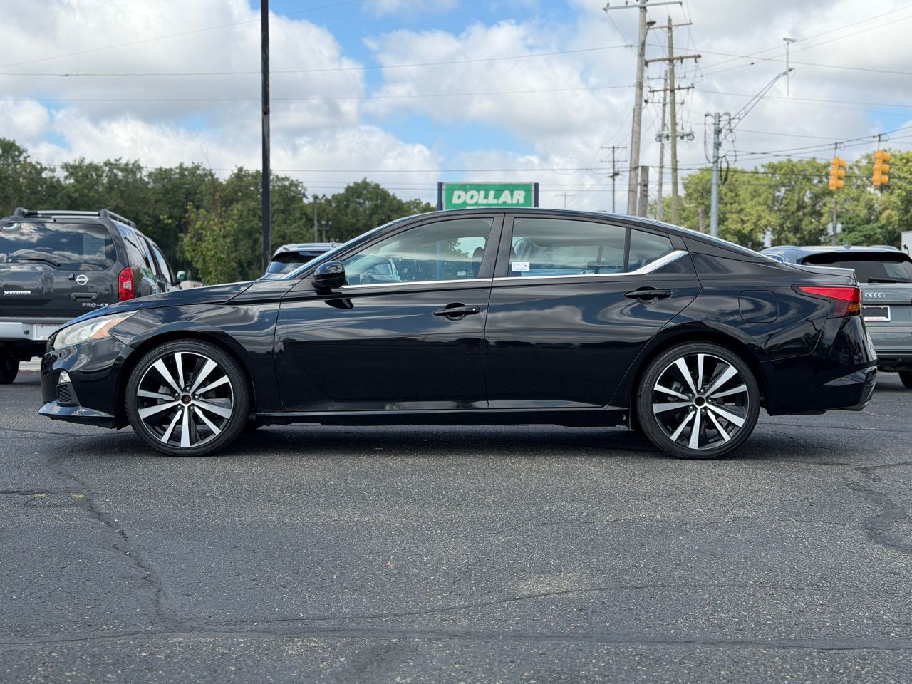 2022 Nissan Altima SR - Photo 7