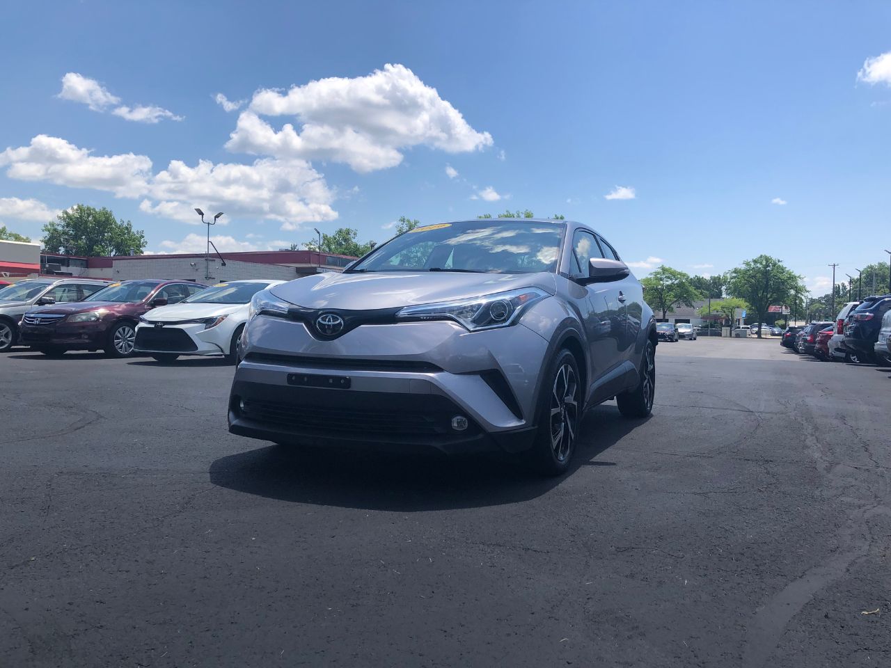 2019 Toyota C-HR Limited photo 3