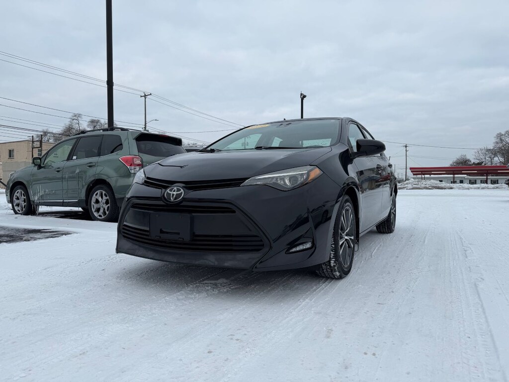 Used 2019 Toyota Corolla LE Sedan