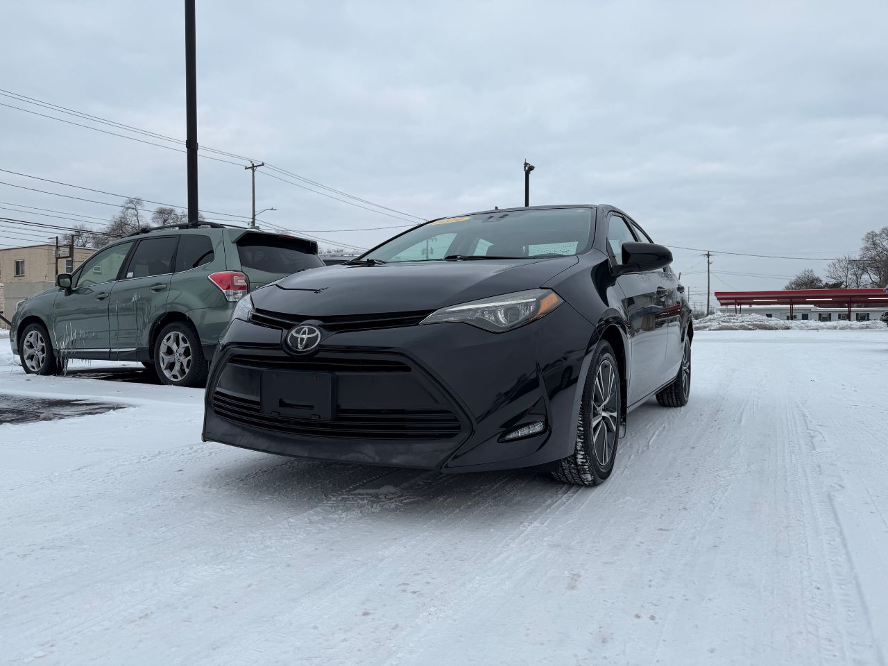 2019 Toyota Corolla LE photo 3