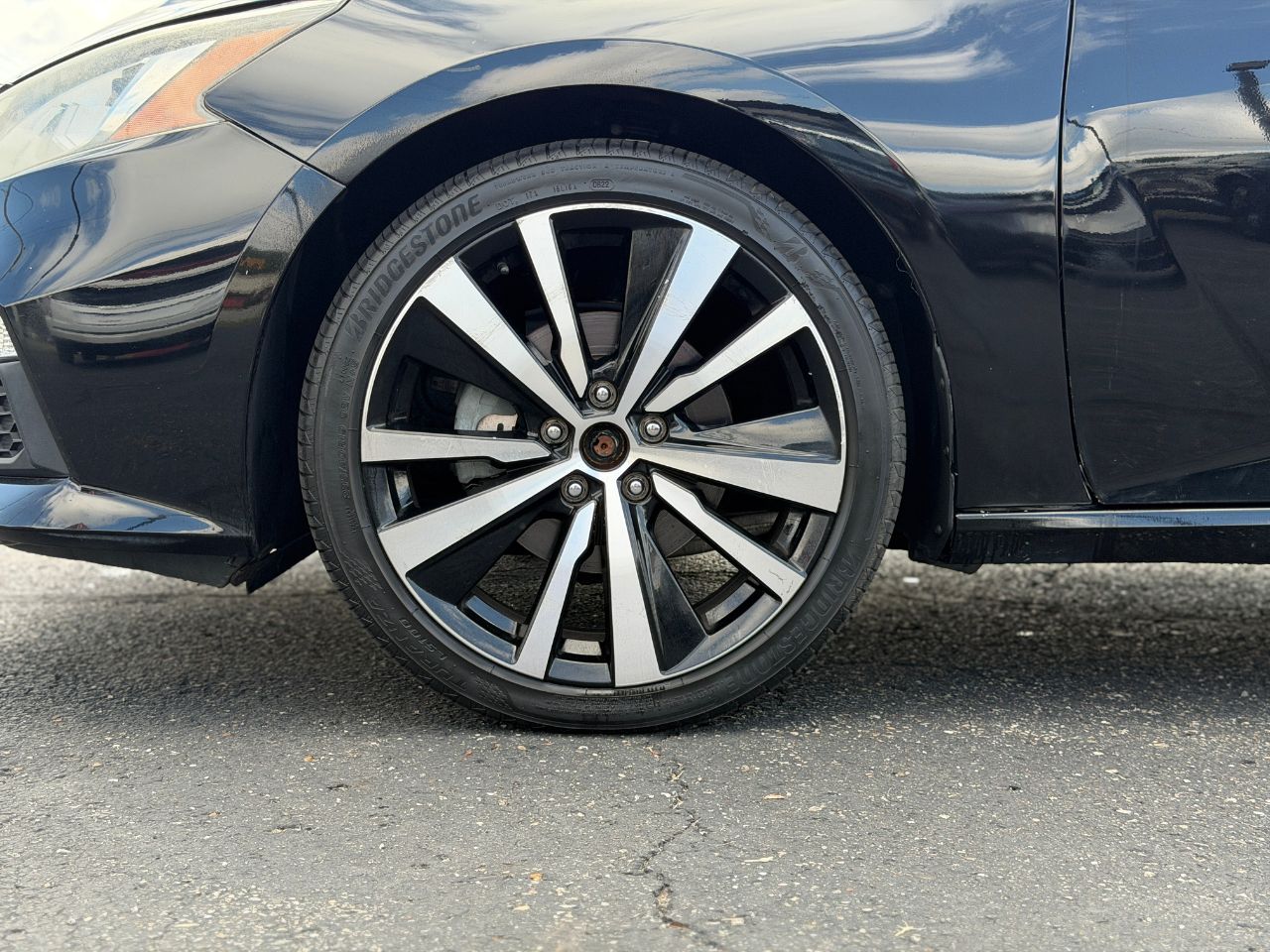 2022 Nissan Altima SR - Photo 9