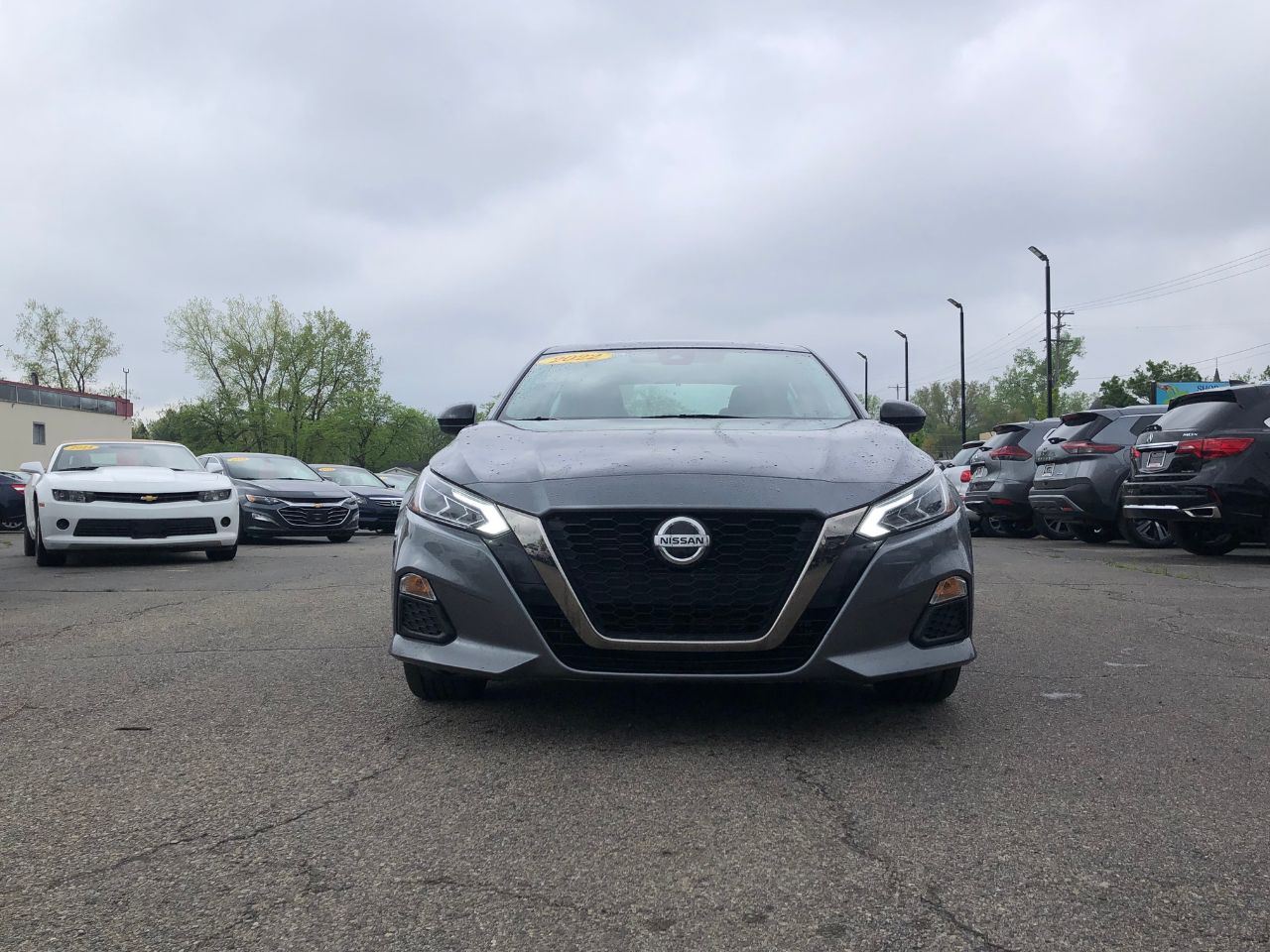 2022 Nissan Altima 2.5 SR photo 2