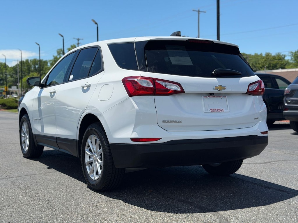 Used 2019 Chevrolet Equinox LS SUV