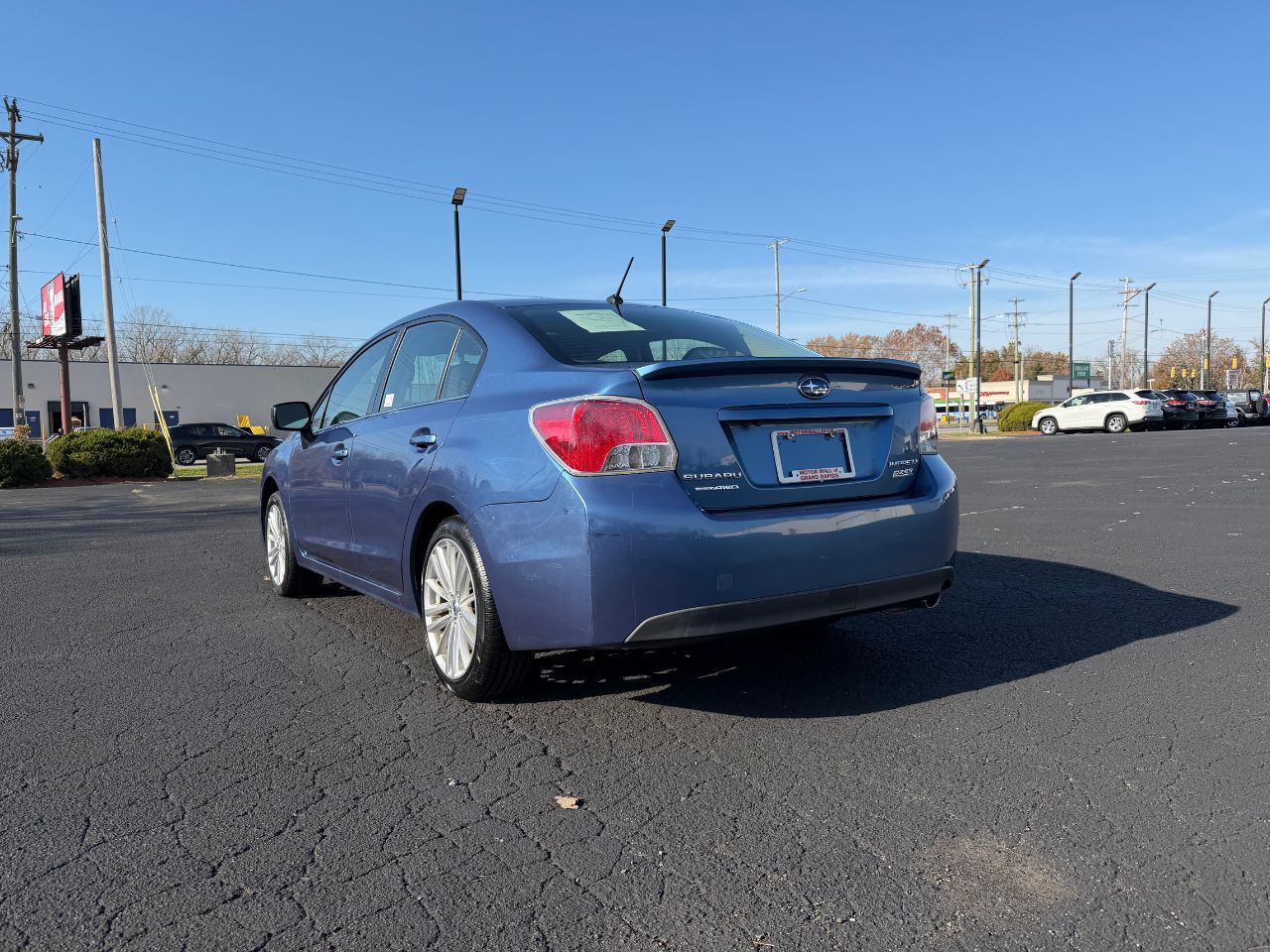 2015 Subaru Impreza 2.0i Premium photo 3