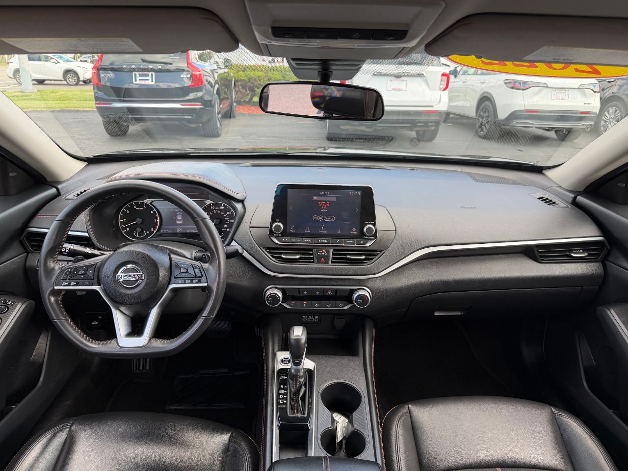 2022 Nissan Altima SR - Photo 18