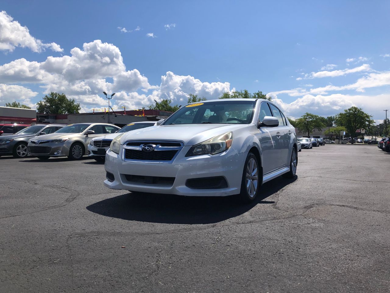2013 Subaru Legacy 2.5i Premium photo 3