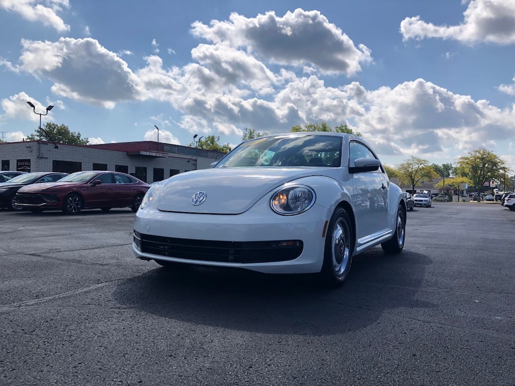 Used 2015 Volkswagen Beetle 1.8T Classic Coupe