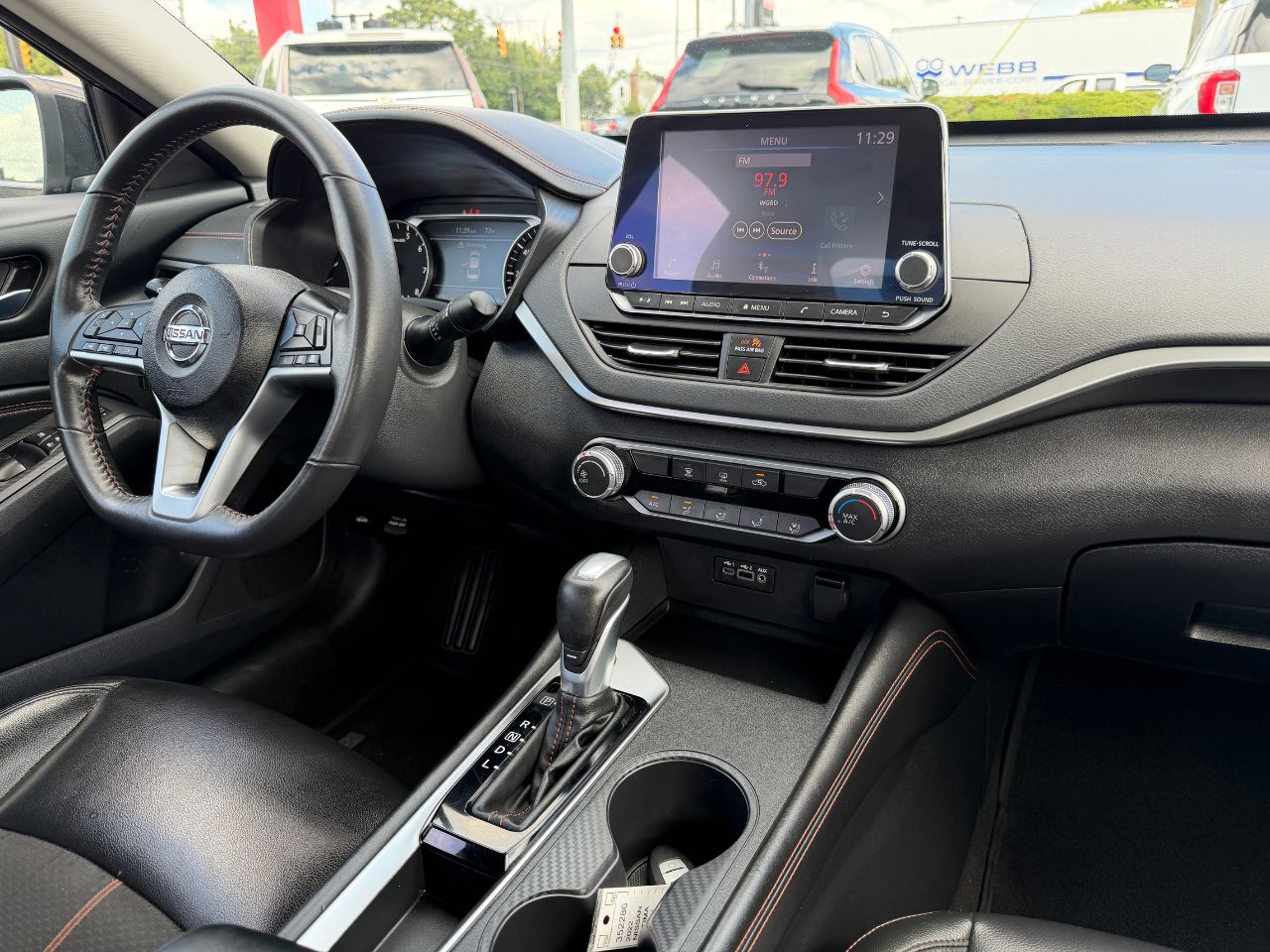 2022 Nissan Altima SR - Photo 19