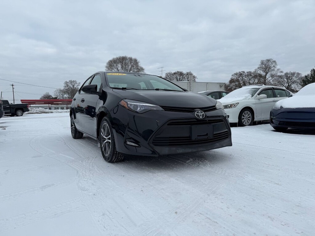 Used 2019 Toyota Corolla LE Sedan