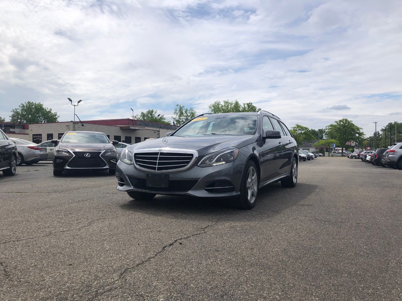 2016 Mercedes Benz E 350 4MATIC Wagon photo 3