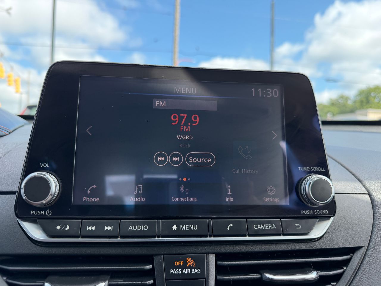 2022 Nissan Altima SR - Photo 26