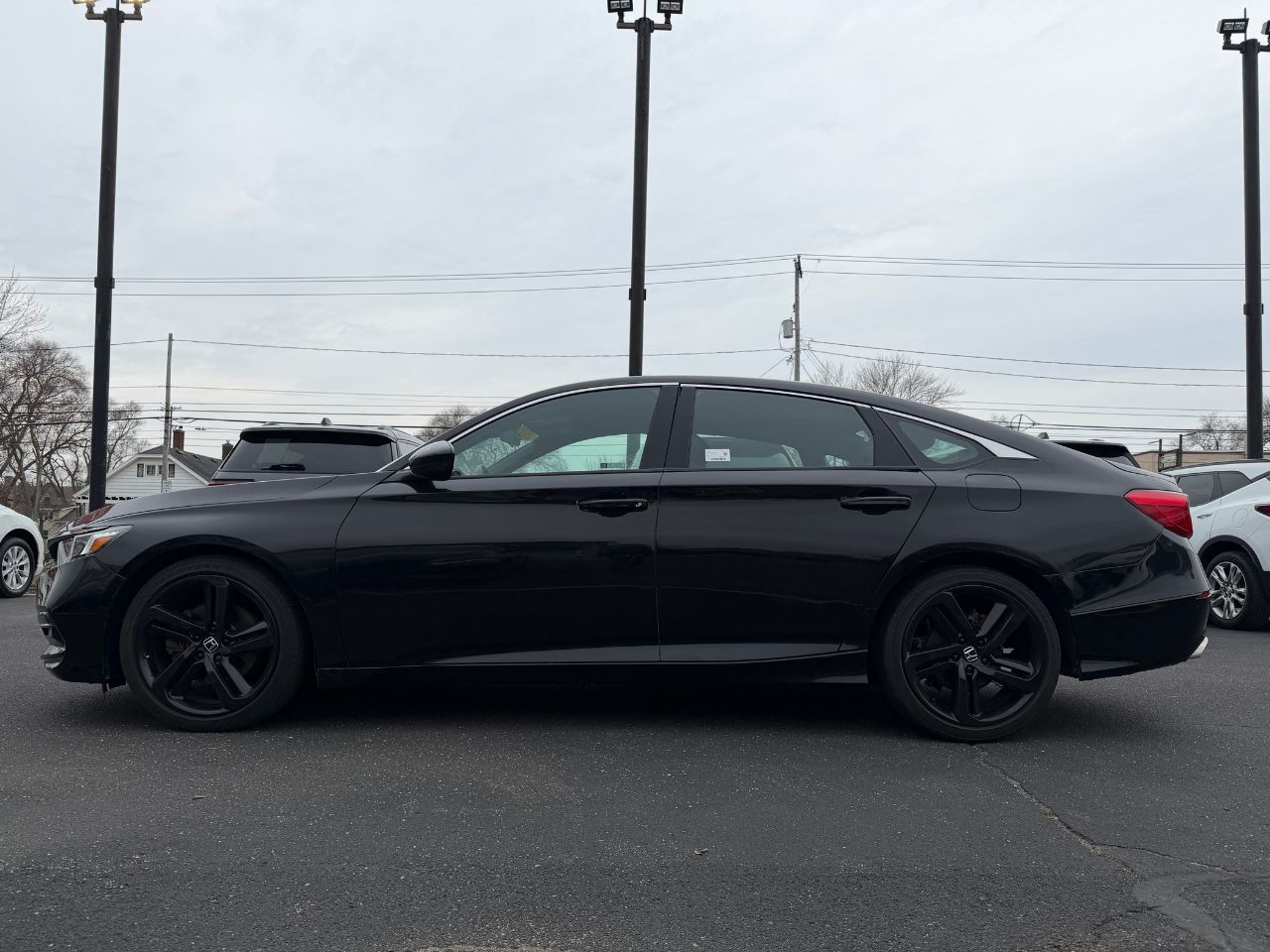 View vehicle photo 7