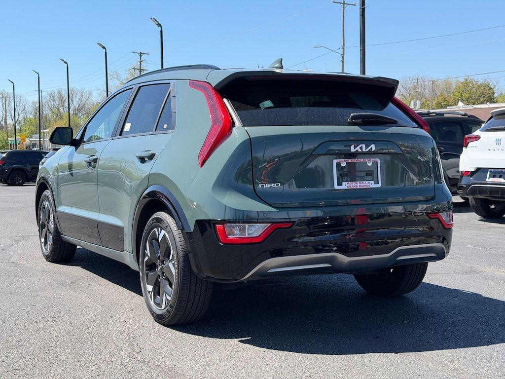 Used 2023 Kia Niro EV Wind SUV