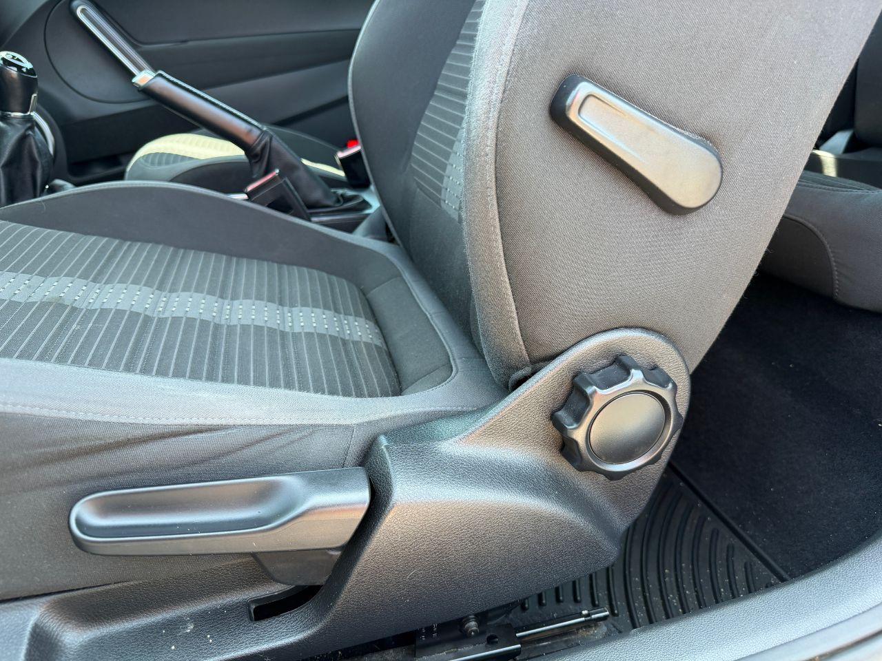 2012 Volkswagen Beetle 2.0 - Photo 13