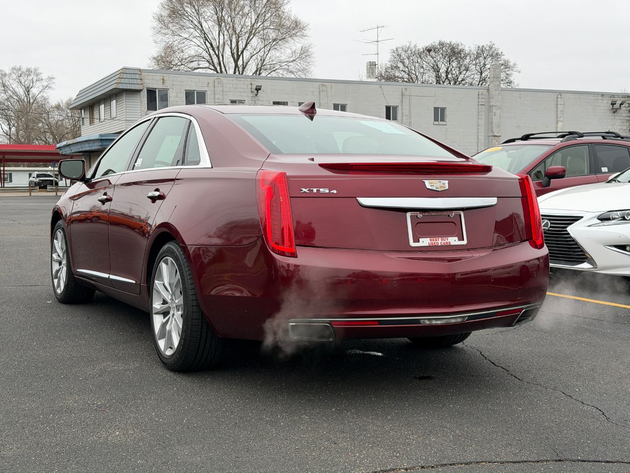 View vehicle photo 4