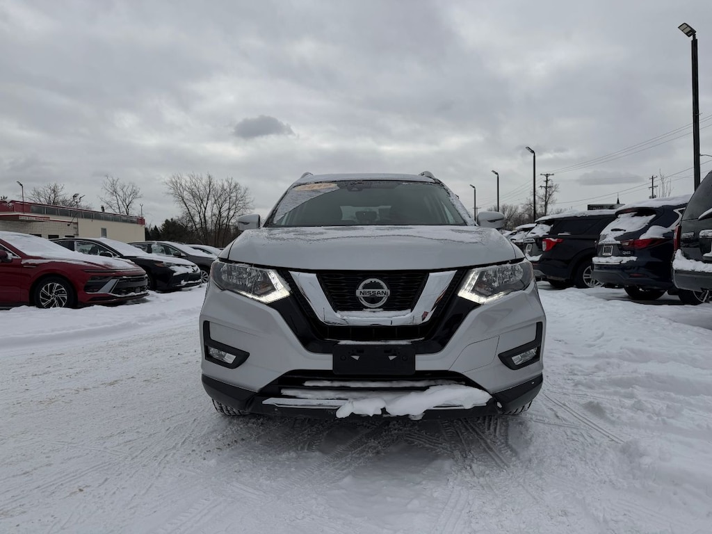 Used 2019 Nissan Rogue SV SUV
