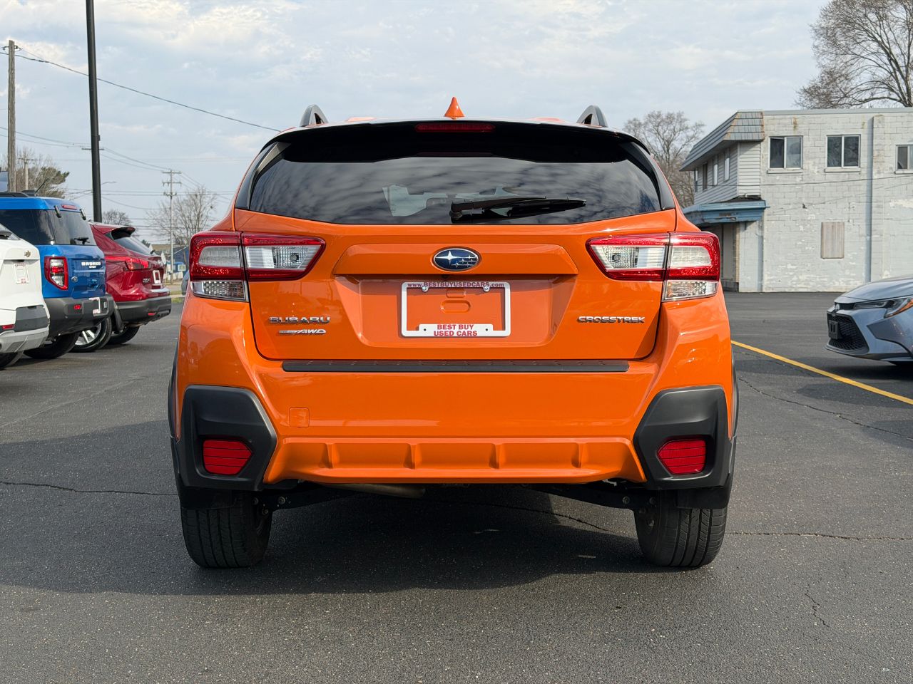 View vehicle photo 5