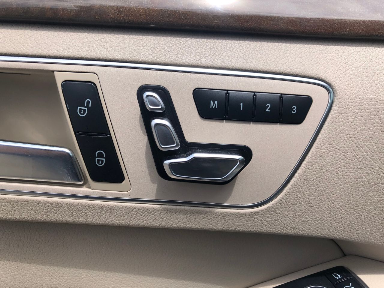 2016 Mercedes-Benz E-Class E350 - Photo 12